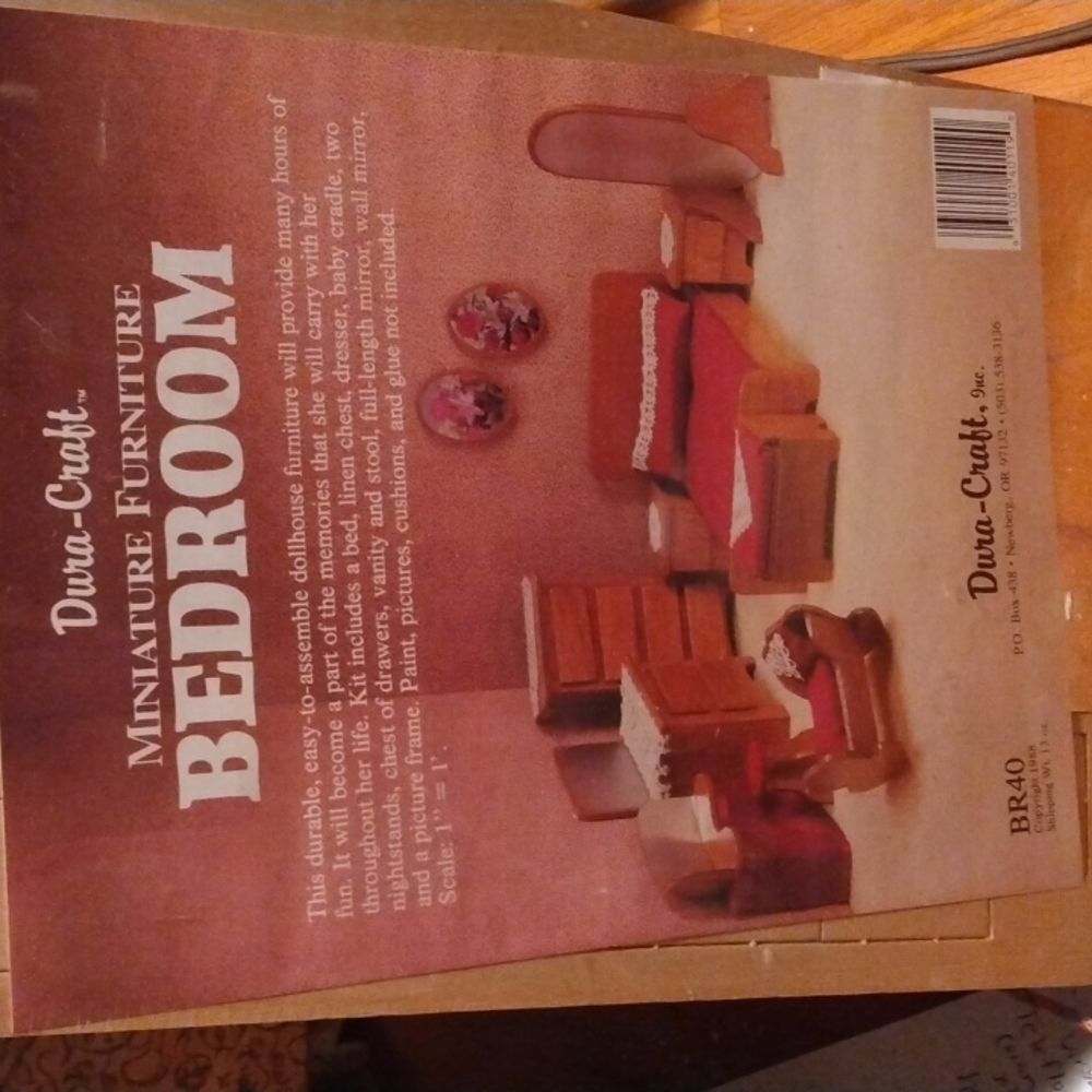 Dura-Craft Miniature Bedroom Furniture